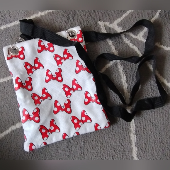 Disney Minnie Mouse Crossbody Purse EUC - Picture 4 of 16